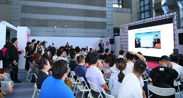 5be0004461fd7.jpg 5be0004461fd7.jpg