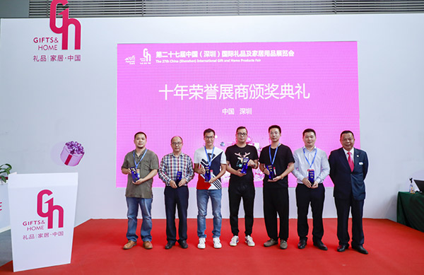 5dd39c330969a.jpg 5dd39c330969a.jpg